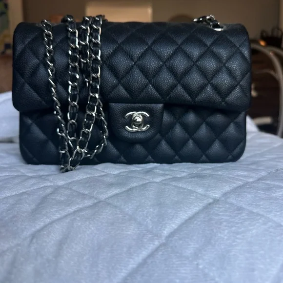 “Chanel” DUPE Classic Flap bag Quilted Lambskin Leather - Picture 2 of 11